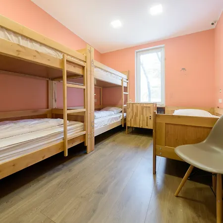Friday Hostel Odessza